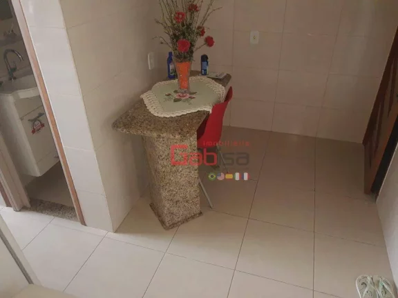 Imagem Apartamento com 2 dormitórios à venda, 80 m² por R$ 450.000,00 - Parque Central - Cabo Frio/RJ