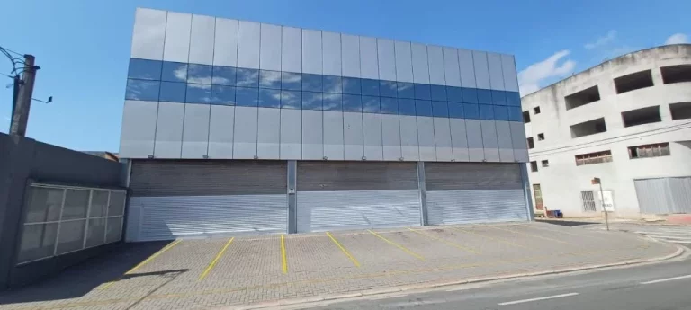 Imagem Salão para alugar, 759 m² - Calmon Viana - Poá/SP