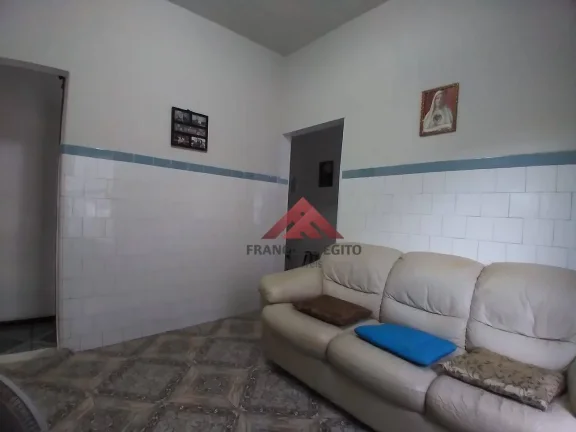 Imagem Casa com 3 dormitórios à venda, 133 m² por R$ 700.000,00 - Mutuá - São Gonçalo/RJ