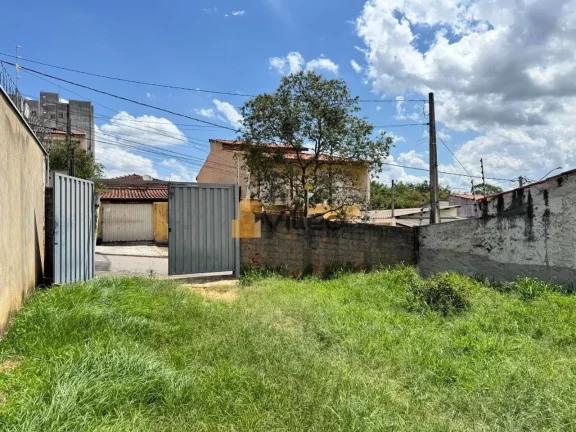 Imagem Imagine transformar o seu sonho em realidade em um terreno perfeito: 300 m² de área plana, prontin...