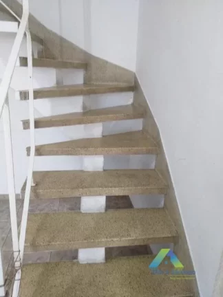 Imagem Excelente sobrado de 90m², próximo ao Aeroporto de Congonhas, 2 dormitórios, 1 vaga, edícula, bairro tranquilo, residencial e sem barulho de avião.