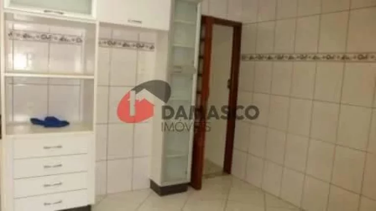 Imagem Sobrado para Locação 2 Quartos, 2 Suites, 2 Vagas, Nova Gerty, São Caetano do Sul - SP