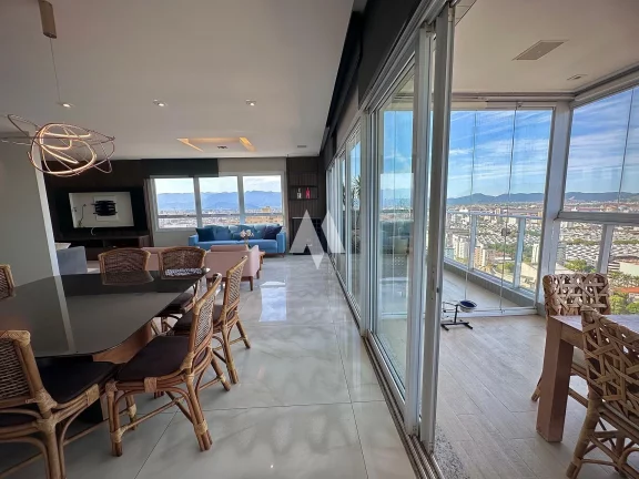 Imagem Apartamento Duplex Alto Padrão vista mar à Venda na quadra da praia no Embaré - Santos/SP