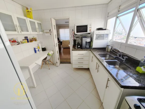 Imagem Espaçoso Apartamento 3 Quartos com Suíte e 2 v agas, na Vila Ipojuca, Pronto para Morar.