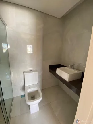 Imagem Apartamento à Venda no Centro de Patos de Minas-MG com 2 Dormitórios Imóvel em Localização Privilegiada Próximo a Comércio, Farmácia e Padaria