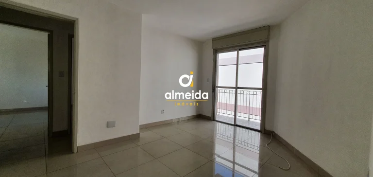 Imagem Apartamento com 2 dormitórios e dependência completa no centro