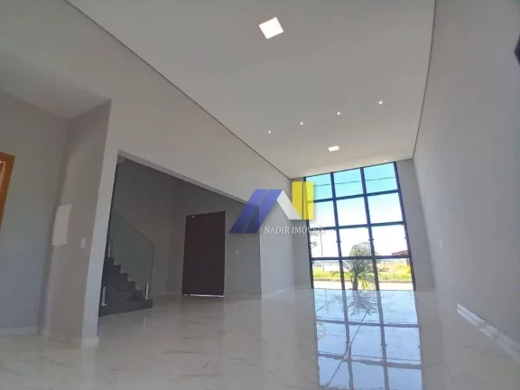 Imagem Casa com 4 Quartos à Venda, 400 m² em Gran Royalle - Pouso Alegre