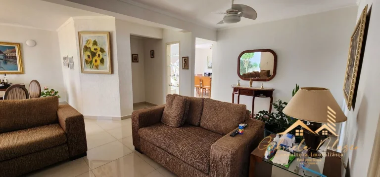Imagem Casa Sobrado com 5 dormitórios no Jardim Brasília