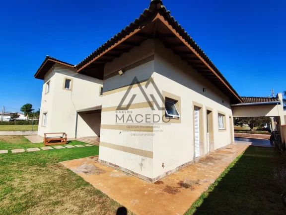 Imagem Casa Espaçosa com Piscina no Condomínio Jatobá – Cesário Lange/SP.
