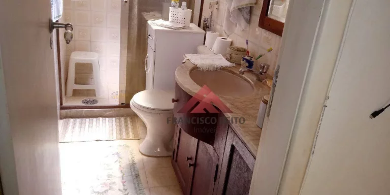 Imagem Apartamento com 2 dormitórios à venda, 45 m² por R$ 200.000,00 - Santa Rosa - Niterói/RJ