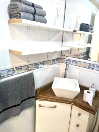 Imagem Apartamento á venda com 2 dormitórios e 1 vaga privativa no Centro de Balneário Camboriú