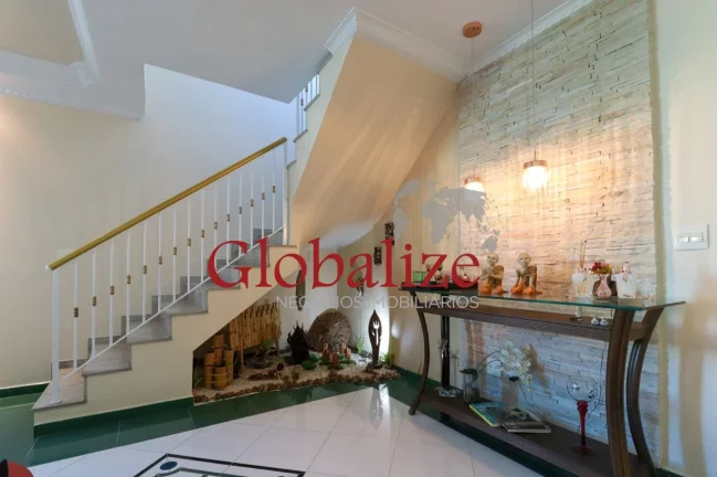 Imagem Casa à venda com 5 Quartos, 4 suítes, 315 m² por R$ 1.790.000,00 no Boqueirão em Santos