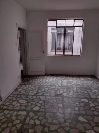 Imagem Sala Comercial à Venda – Andar Completo no Centro de Barbacena