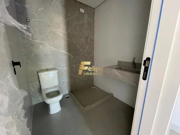 Imagem CASA DUPLEX LOCALIZADA A 500 METROS DA PRAIA - SANTA MÔNICA / ES