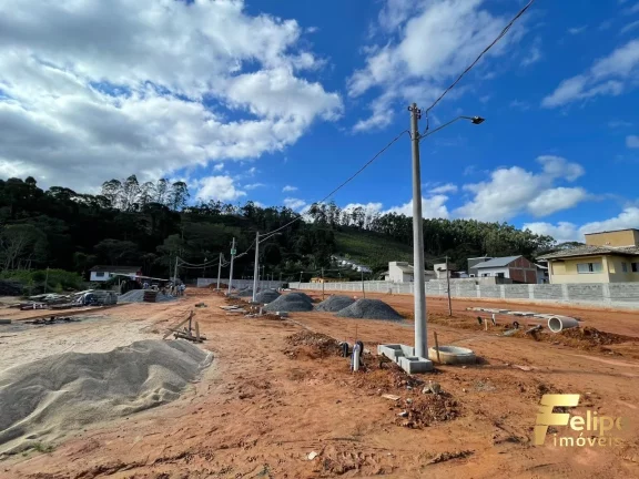 Imagem Lote em Condomínio Urbano de casas no Centro de Santa Teresa... Não é loteamento, é Condomínio FECHADO !!!
