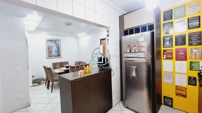 Imagem Sobrado com AMPLO ÁTICO, 170,34m² privativos, FRENTE PARA RUA, localizado no Bairro Boqueirão, Cu...