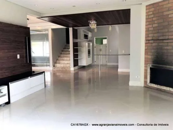 Imagem Linda casa contemporânea, com estilo europeu, envidraçada e bem iluminada. Construída para morar....