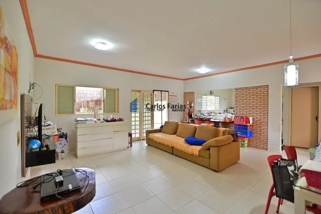Imagem Chácara para Venda em Brasília, Setor Habitacional Jardim Botânico, 3 dormitórios, 3 suítes, 4 banheiros, 2 vagas