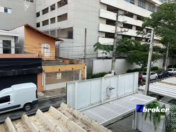 Imagem Casa Ampla com 2 vagas,quintal e Edícula-Residencial ou Comercial-Localização 10
