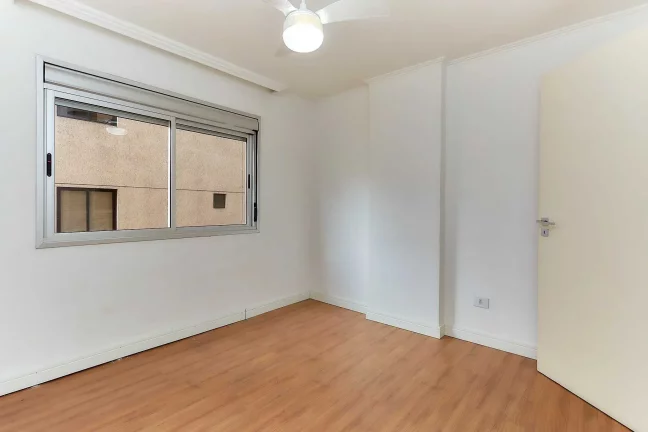 Imagem Apartamento 3 dormitórios 1 Suíte e 1 vaga de garagem em Curitiba