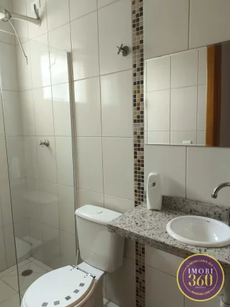 Imagem Condomínio fechado com 02 dormitórios e 01 suíte com 02 vaga de garagem
