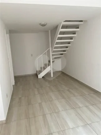 Imagem Casa à venda ou para alugar com 2 quartos no condomínio San Francisco Village, São Paulo - SP