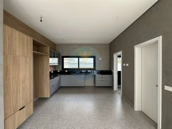 Imagem Casa em Condomínio a Venda no bairro Granja Viana - Carapicuíba, SP