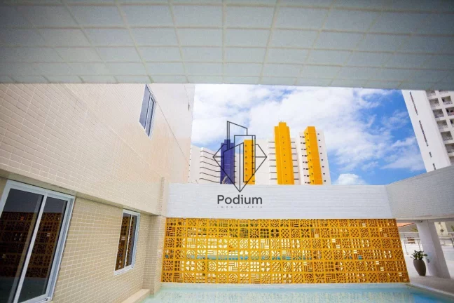 Imagem Apartamento com projetados e varanda / sacada de alto padrão em Condominio Club Maison Miramar - AP2098