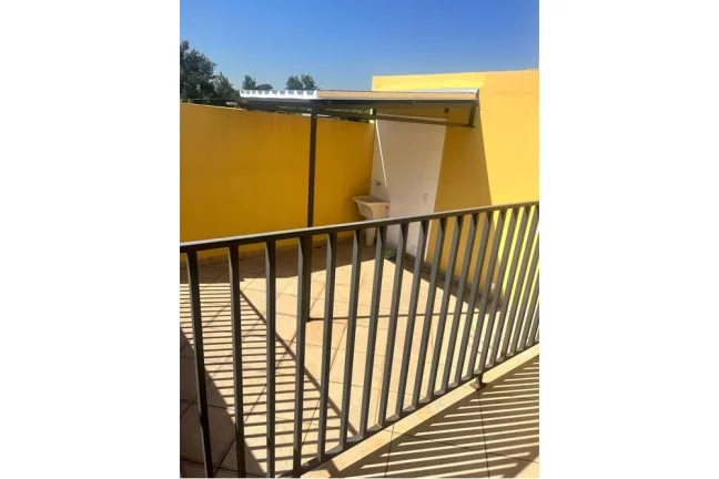 Imagem Casas em Frente Cemitério Lapa