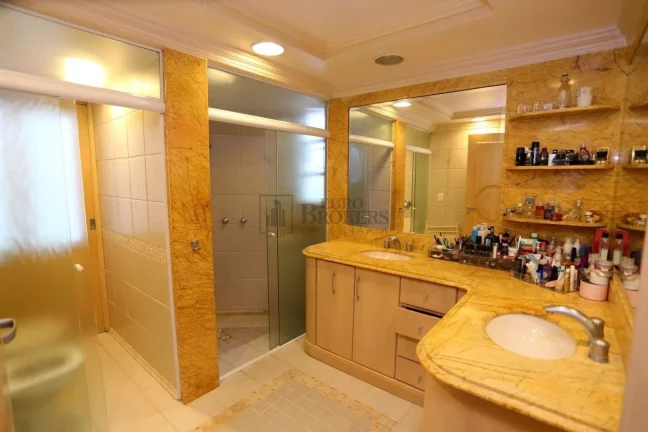 Imagem Apartamento frente mar semi mobiliado em Balneário Camboriú