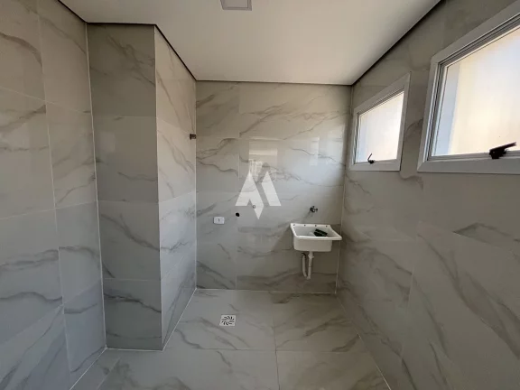 Imagem Casa Sobreposta com 3 dormitórios e 3 suítes com piscina - Boqueirão / Santos