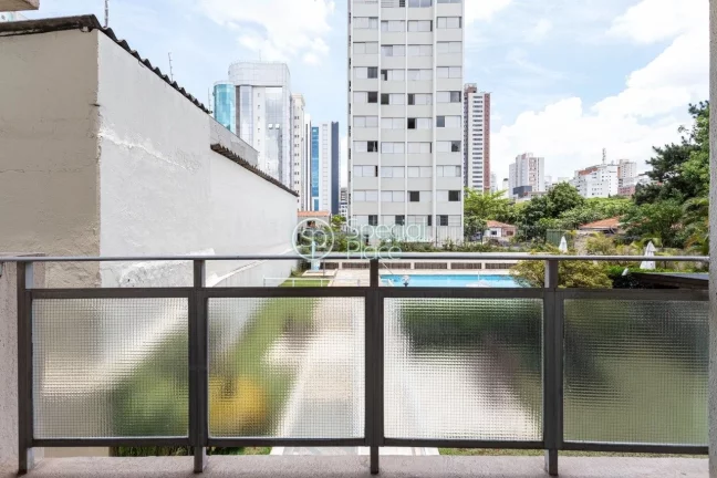 Imagem Apartamento com 92m² no Campo Belo. Andar baixo. Living com varanda, sala de jantar, 03 dormitório...