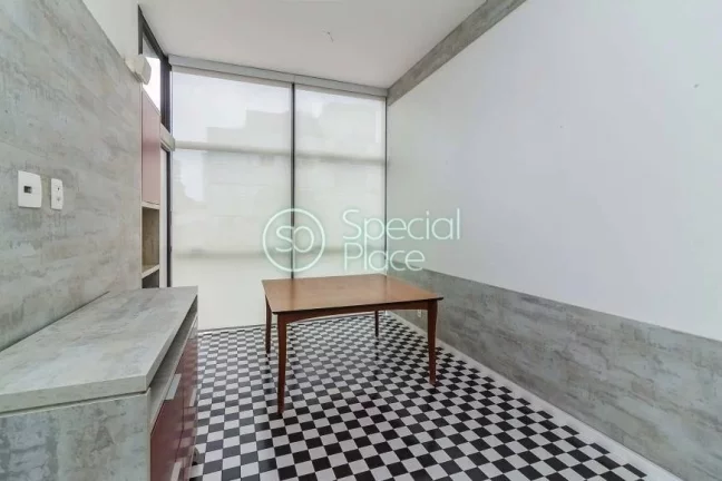 Imagem Apartamento com 217m² em Perdizes Living amplo com lareira, com caixilhos do piso ao teto, muito cl...