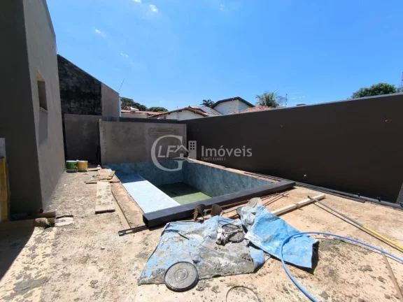 Imagem Imperdível oportunidade: Casa à venda em Campo Grande-MS, Carandá Bosque - 3 quartos, 2 suítes, 2 salas, 5 banheiros, 2 vagas, 180m².