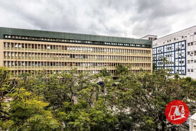 Imagem No Centro Histórico 3 dormitórios e vaga..