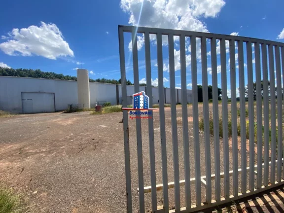 Imagem Galpão 5.000m² para Aluguel em Bálsamo/SP
