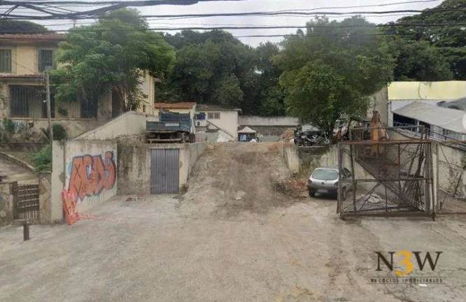 Imagem Terreno à venda ou para locação na Avenida Brigadeiro Gavião Peixoto, com 520m².