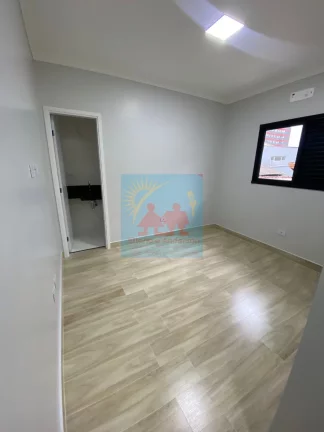 Imagem Sobrado no Tupi em Praia Grande/SP, 3 dormitórios, churrasqueira, R$ 880mil