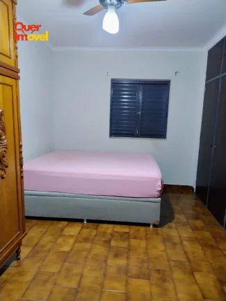 Imagem Casa à venda em Ribeirão Preto-SP, Vila Mariana: 3 quartos, 1 suíte, 2 salas, 4 banheiros, 2 vagas de garagem, 225 m².