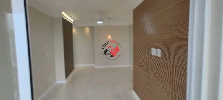 Imagem Sofisticação e Conforto: Apartamento Reformado com 3 Dormitórios e 2 Vagas à Venda em São Caetano