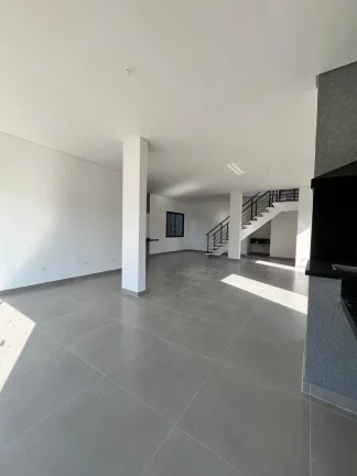 Imagem Casa em condomínio a 15 minutos do centro de Atibaia
