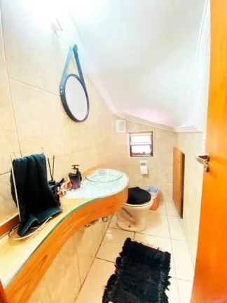 Imagem Sobrado com 165 m² 3 Dormitorios sendo 2 Suites 2 Vagas de Garagens