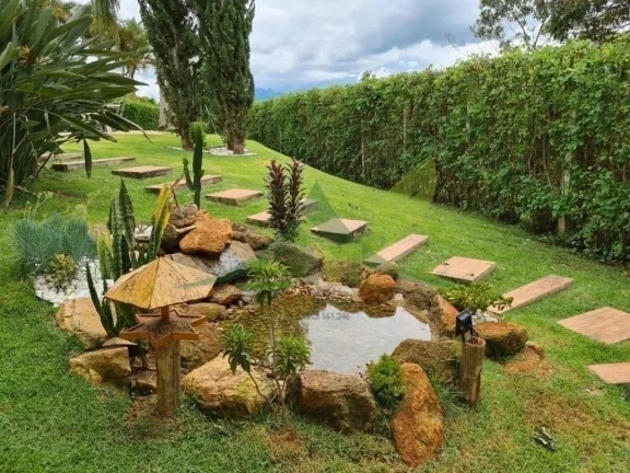 Imagem Linda Chácara à Venda Pé na Água em Piracaia - Condomínio Fechado