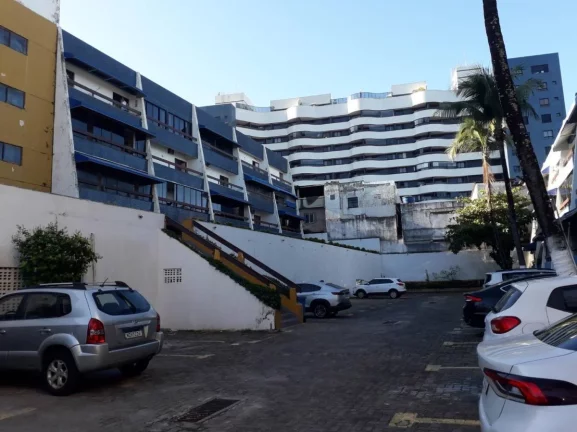 Imagem Flat à venda em Salvador, Armação, com 1 quarto, 65m2