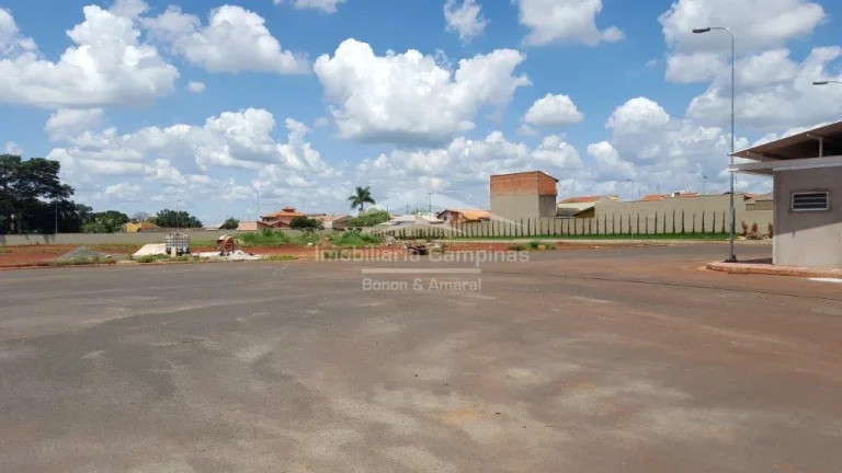 Imagem Prédio industrial/comercial diferenciado, próximo da Rodovia Professor Zeferino Vaz (SP 332), pró...