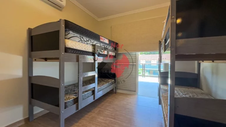 Imagem Sobrado em Condomínio 5 suites com varanda , churrasq quintal e piscina , 4 vagas bairro Jd Vera Cruz, Riviera de são lorenço ,Bertioga