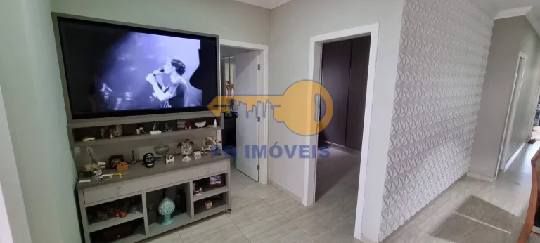 Imagem CASA 3 DORMITÓRIOS NO BALNEÁRIO CANOAS