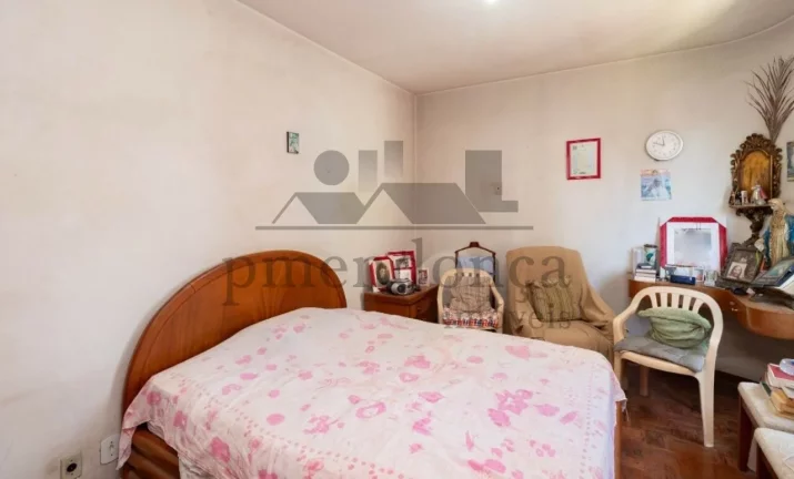 Imagem Apartamento na Rua Monte Alegre com 220m² para ser reformado, 3 suítes e 2 vagas.