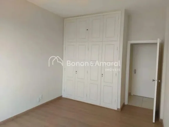 Imagem Amplo apartamento à venda no Ed. Dona Amélia, no Cambuí, Campinas. Com 190 m², o imóvel dispõe...