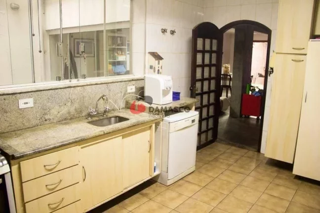 Imagem Sobrado à venda 3 Quartos, 1 Suite, 2 Vagas, 231M², Barcelona, São Caetano do Sul - SP